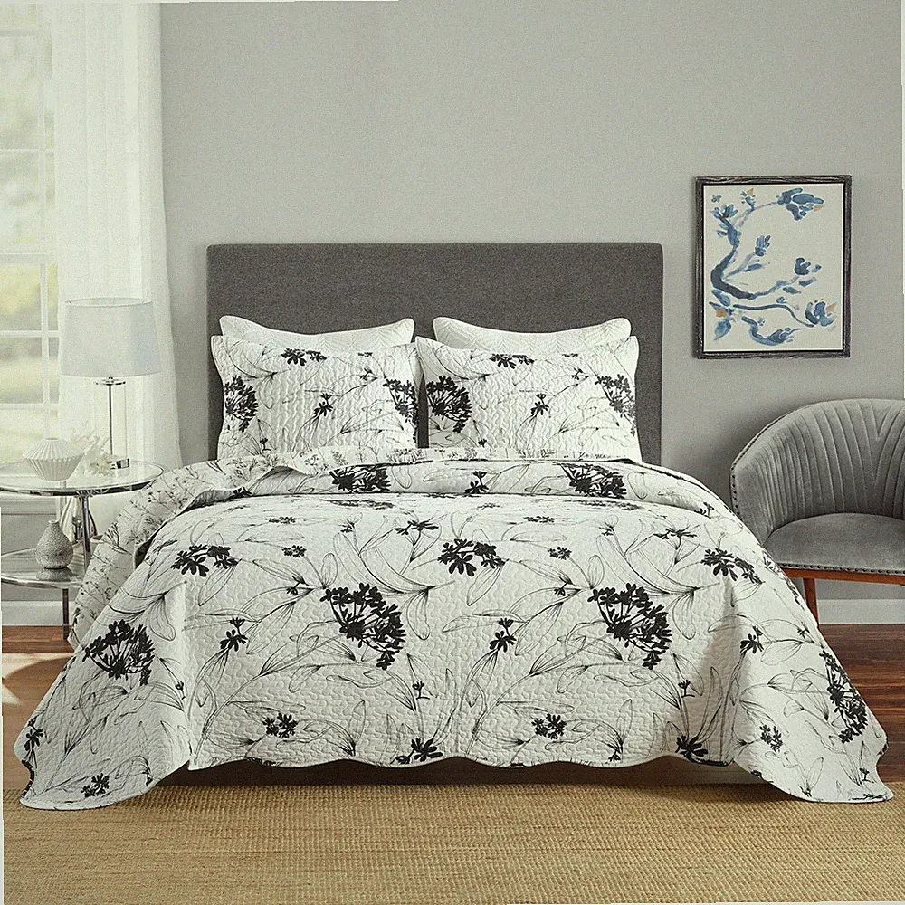 3-Piece Polyester Black and White Botanical Floral Quilt Bedspread Set BY222