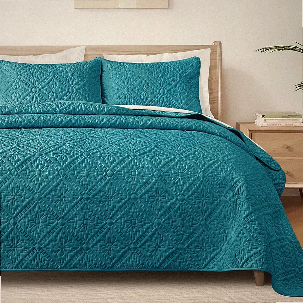 Exclusivo Mezcla King Quilt Bedding Set, Lightweight Soft Bedspreads Coverlets w