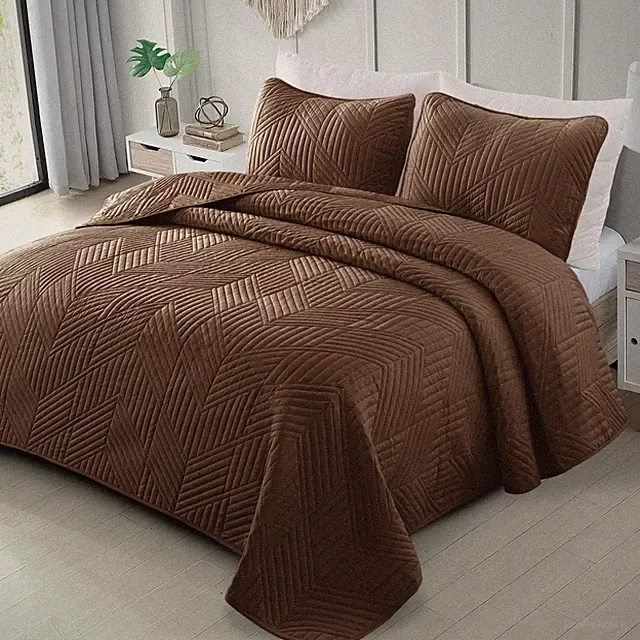 Ultrasonic King Quilt Bedding Set, Lightweight Brown Bedspreads Soft Modern G...